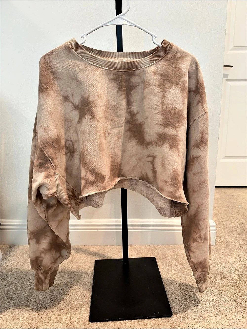Tna by Aritzia CozyAF Fleece Tie-Dye Cropped Sweatshirt- S
